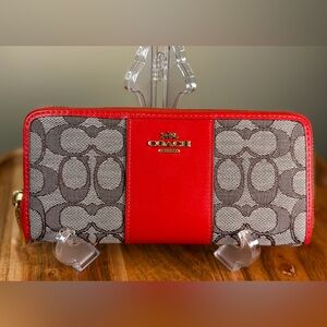 Coach Signature Jacquard Red Leather Slim Accordion Wallet C5731B Like New